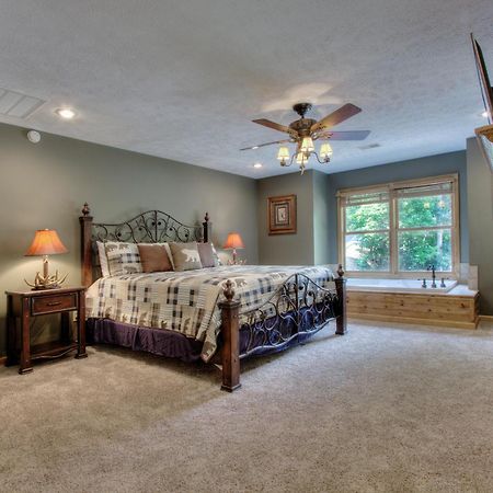 Gorgeous "Country Roads" By Honeybearcabins 4Br 4Ba, Next To Pool, Easy Drive, Main Strip Location! Pigeon Forge Exterior foto